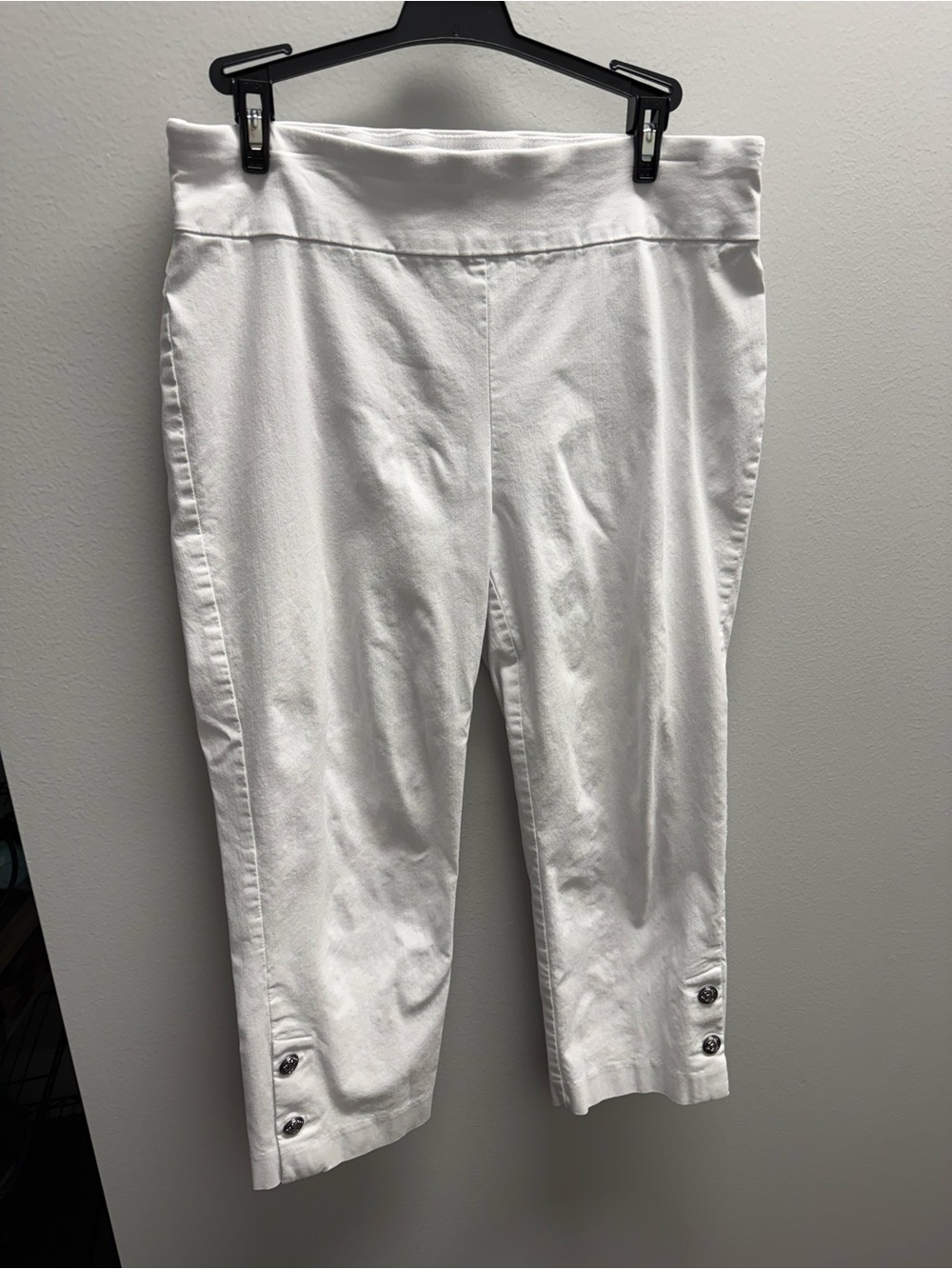 Counterparts White Ponte Cropped Pants with Button Hem